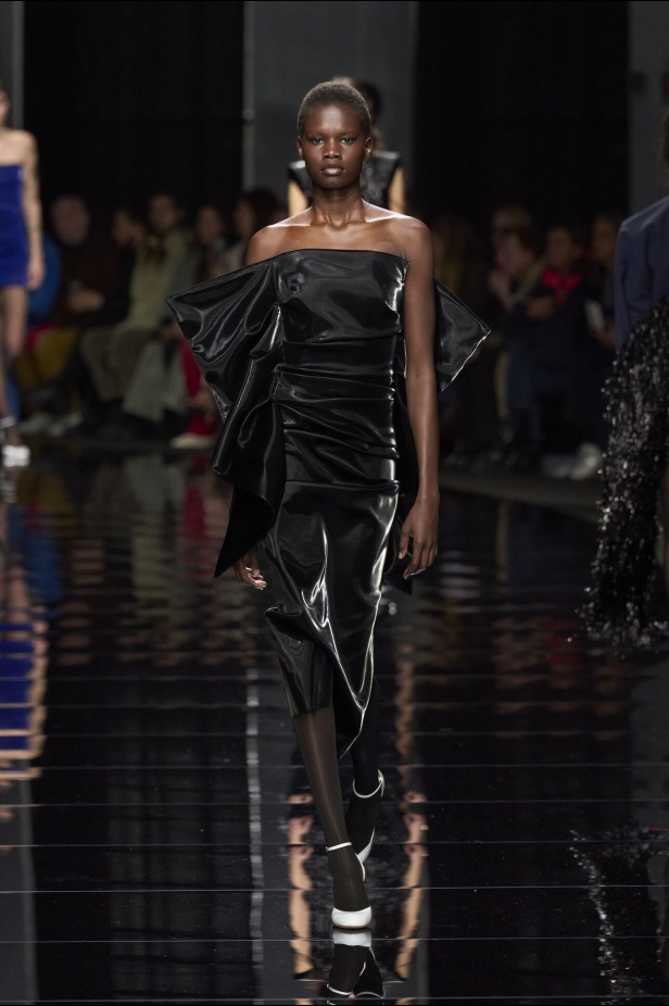 ثقافة الثمنينات ونفحات من مغنيات العصر الجميل عبر مجموعة SPORTMAX