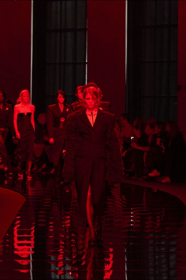 ثقافة الثمنينات ونفحات من مغنيات العصر الجميل عبر مجموعة SPORTMAX