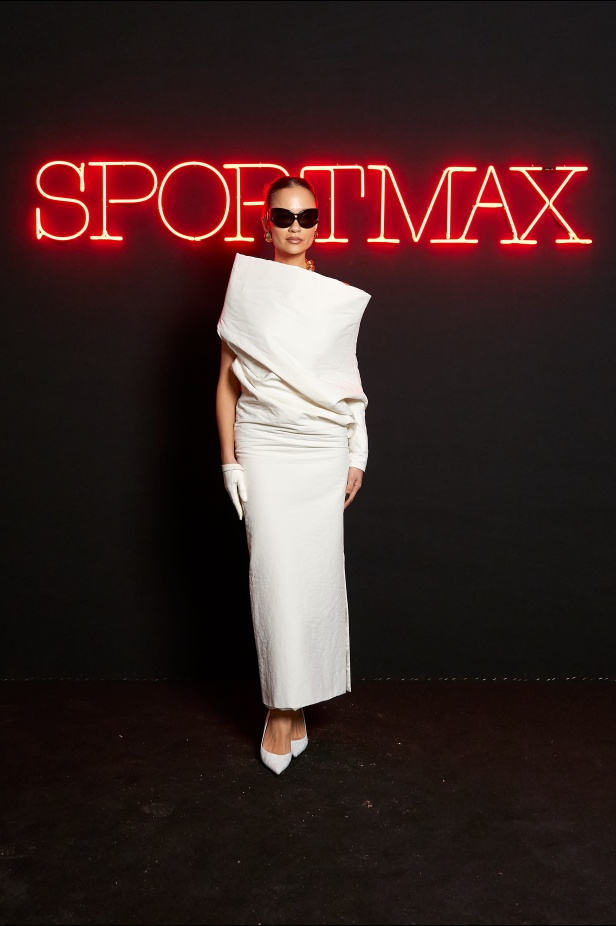 ثقافة الثمنينات ونفحات من مغنيات العصر الجميل عبر مجموعة SPORTMAX