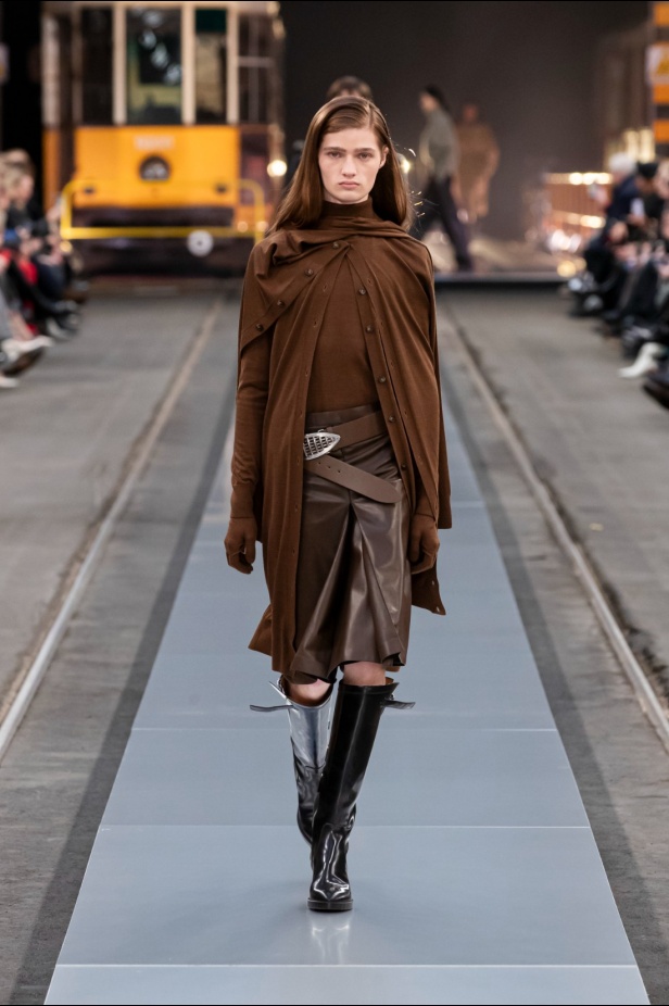 مجموعة Tod'sلخريف وشتاء 2024-2025