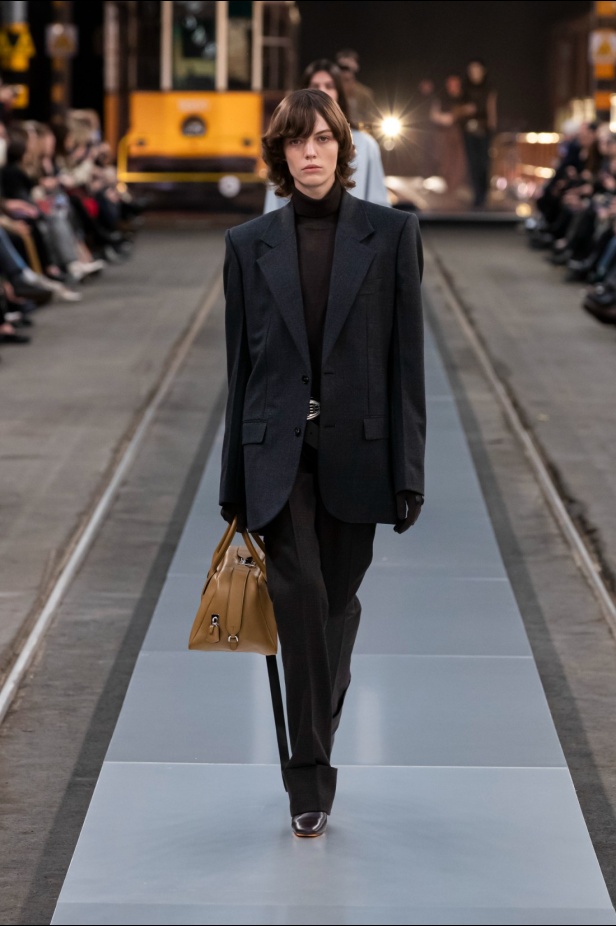 مجموعة Tod'sلخريف وشتاء 2024-2025