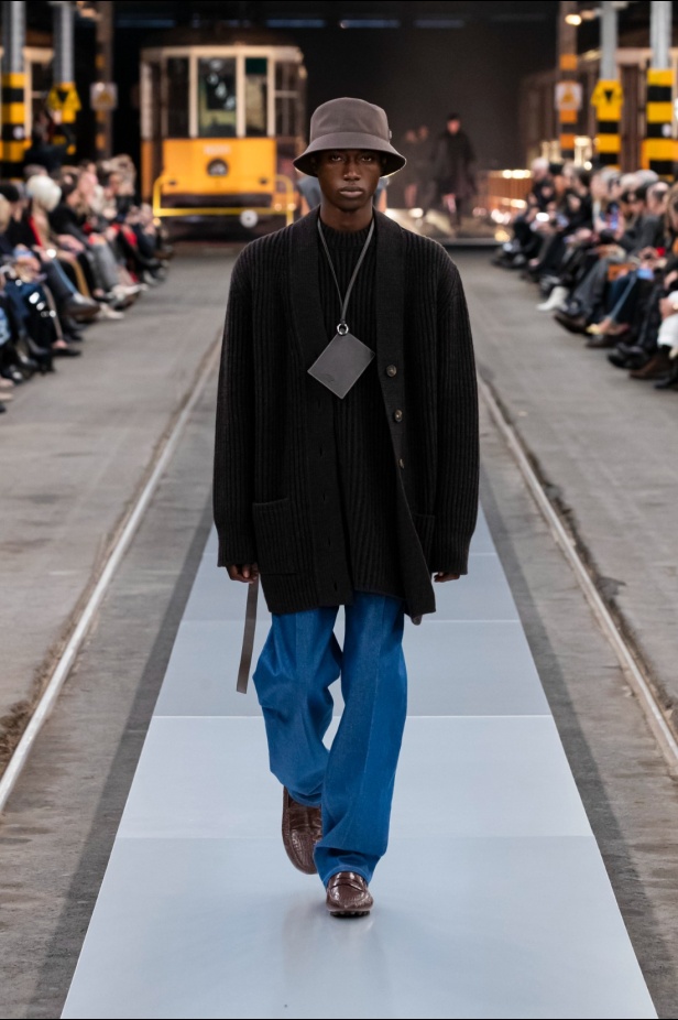 مجموعة Tod'sلخريف وشتاء 2024-2025