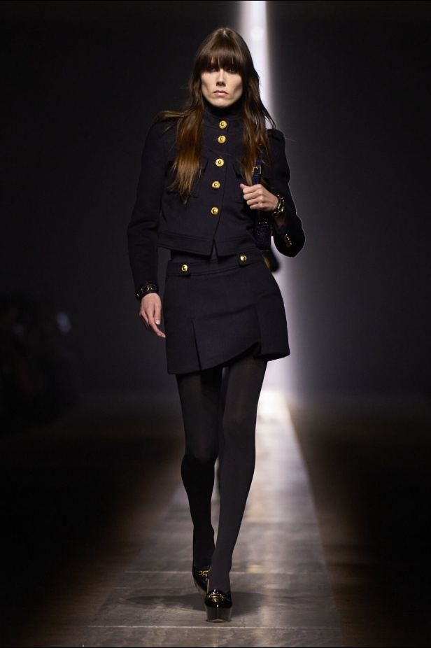 عرض أزياء Tom Ford لخريف وشتاء 2024-2025 في ميلانو