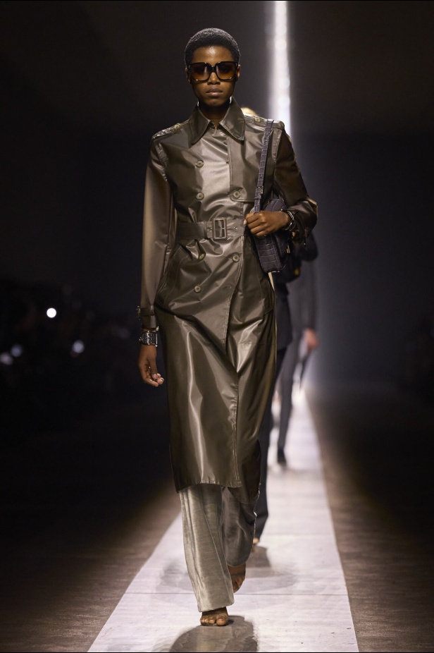 عرض أزياء Tom Ford لخريف وشتاء 2024-2025 في ميلانو