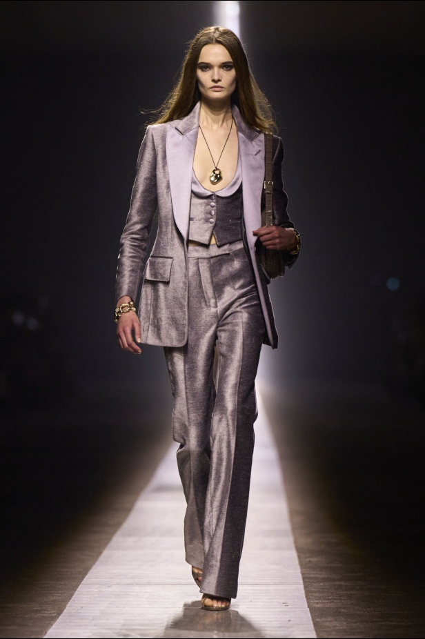 عرض أزياء Tom Ford لخريف وشتاء 2024-2025 في ميلانو