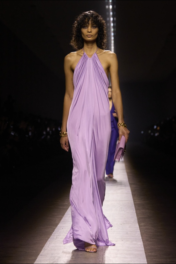 عرض أزياء Tom Ford لخريف وشتاء 2024-2025 في ميلانو