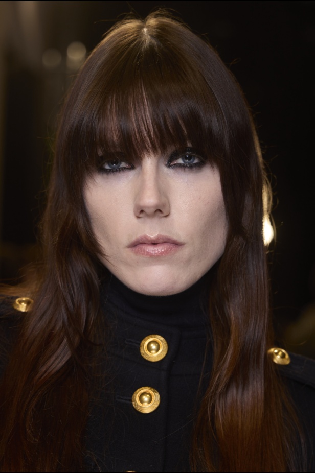 الإطلالات الجمالية لعرض أزياء Tom Ford لخريف وشتاء 2024-2025 في ميلانو