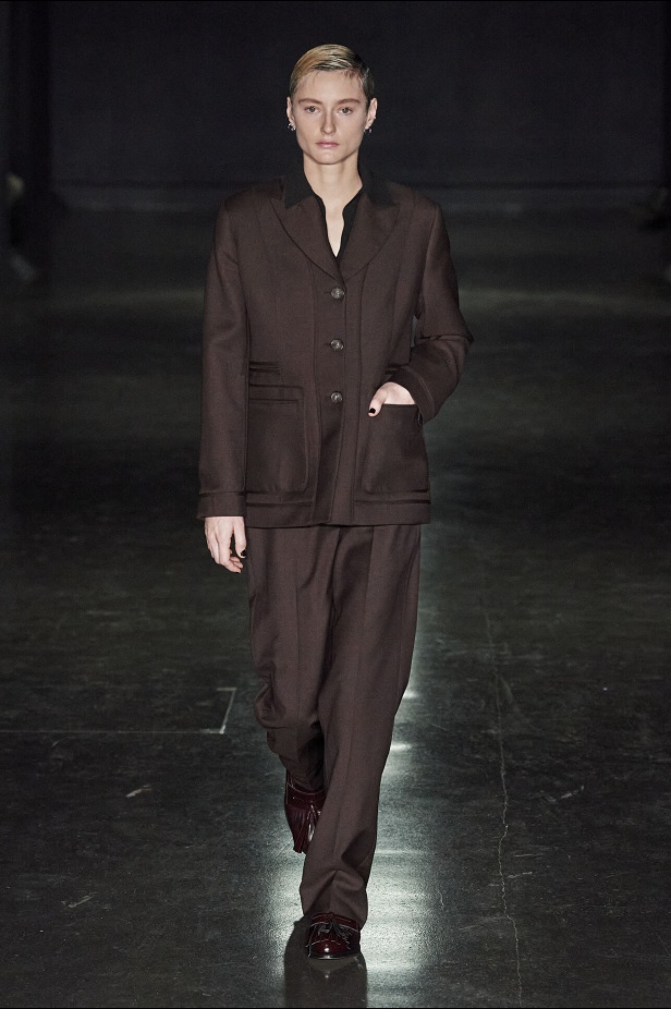 مجموعة Emilia Wickstead لموسم خريف وشتاء 2024- 2025 في لندن