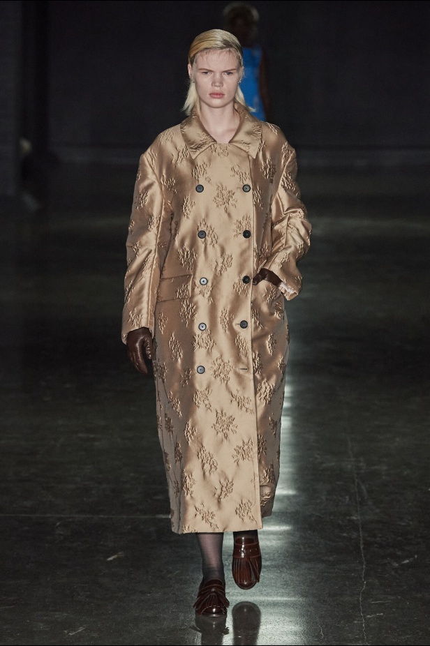 مجموعة Emilia Wickstead لموسم خريف وشتاء 2024- 2025 في لندن