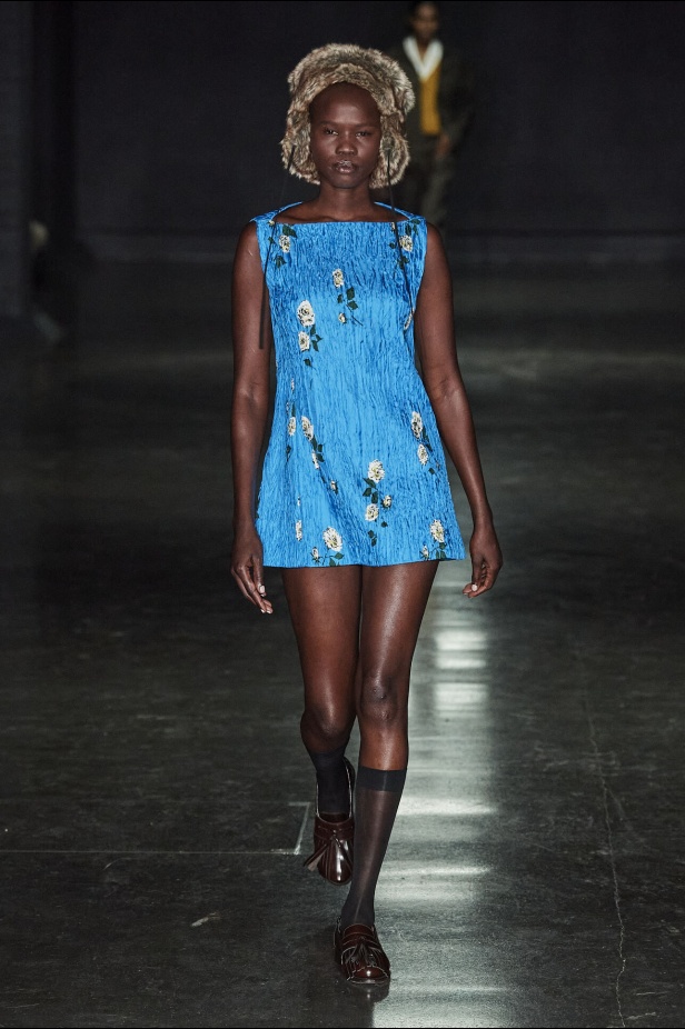 مجموعة Emilia Wickstead لموسم خريف وشتاء 2024- 2025 في لندن