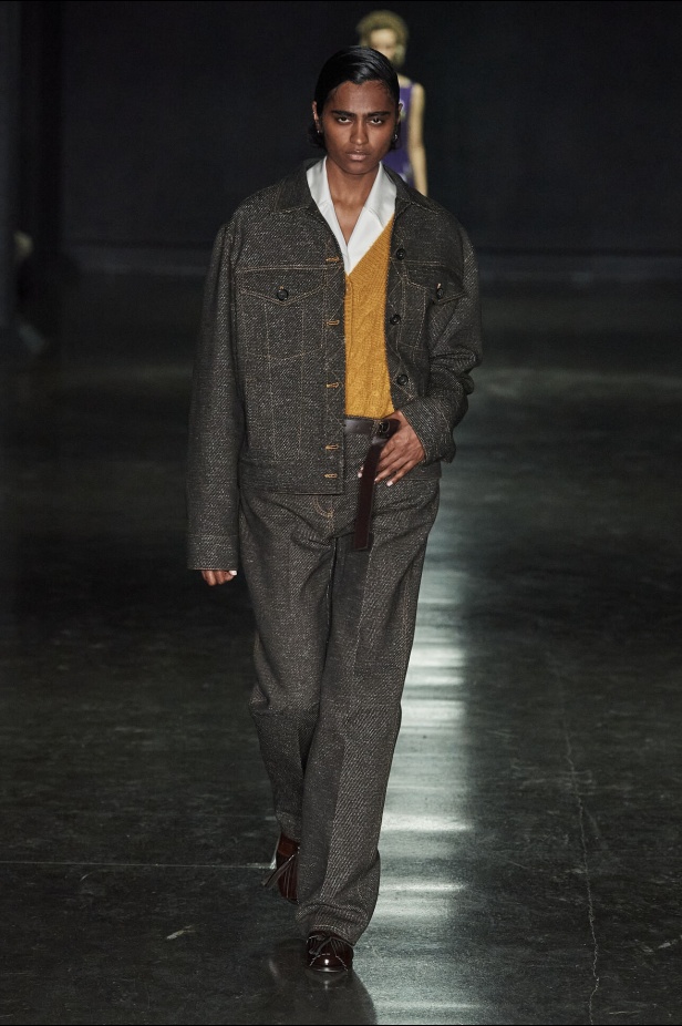 مجموعة Emilia Wickstead لموسم خريف وشتاء 2024- 2025 في لندن