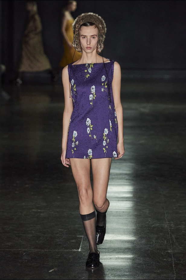 مجموعة Emilia Wickstead لموسم خريف وشتاء 2024- 2025 في لندن