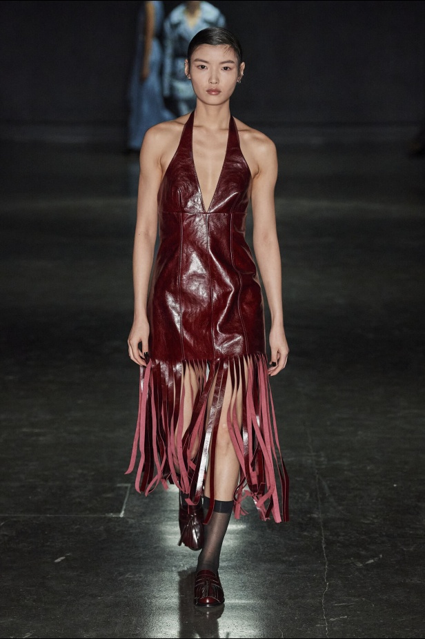 مجموعة Emilia Wickstead لموسم خريف وشتاء 2024- 2025 في لندن