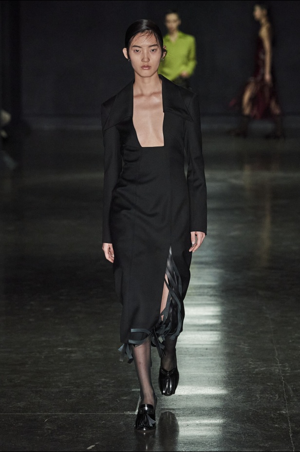 مجموعة Emilia Wickstead لموسم خريف وشتاء 2024- 2025 في لندن