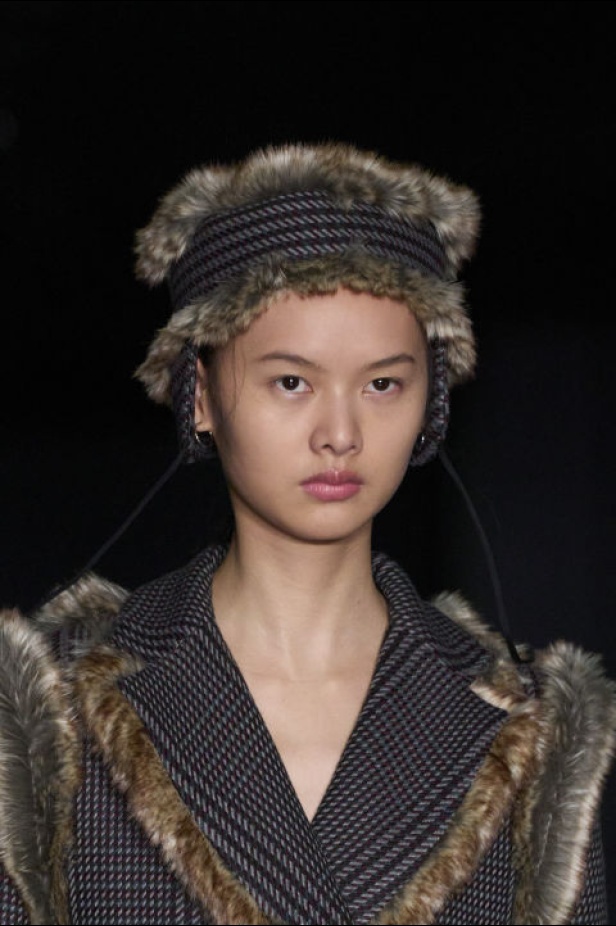 مجموعة Emilia Wickstead لموسم خريف وشتاء 2024- 2025 في لندن