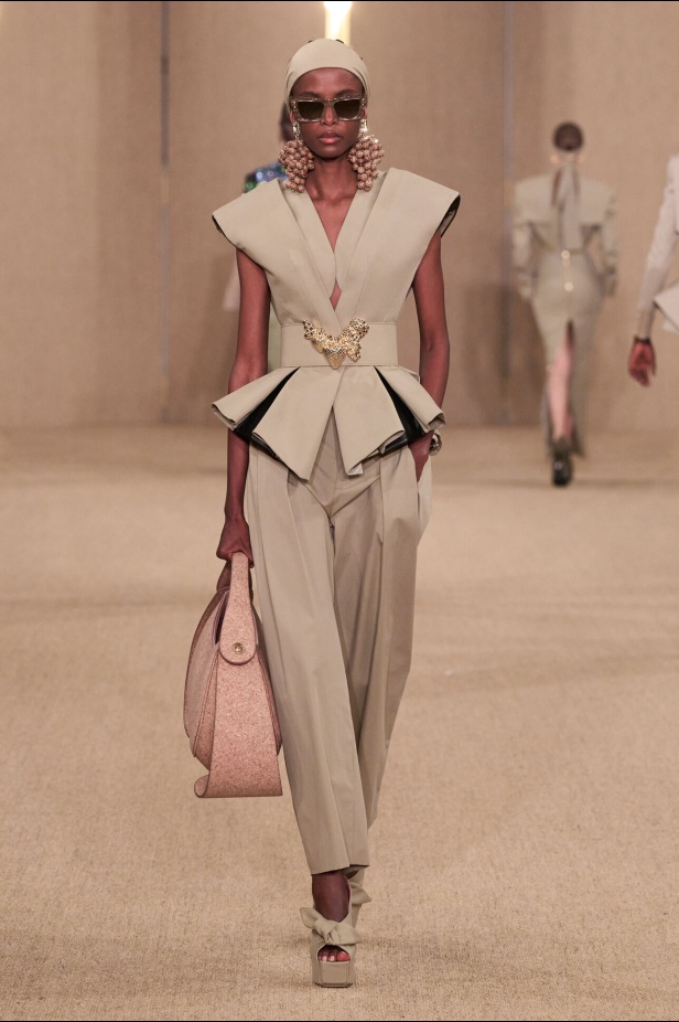 مجموعة Balmain لخريف وشتاء 2024