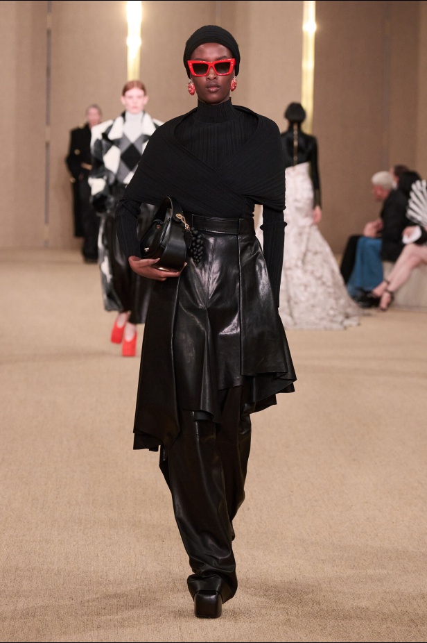 مجموعة Balmain لخريف وشتاء 2024