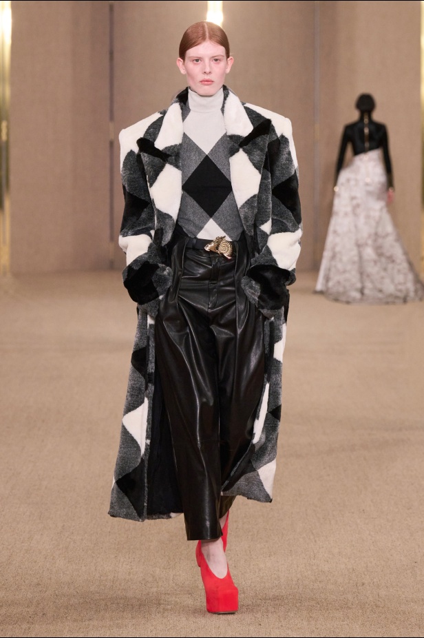 مجموعة Balmain لخريف وشتاء 2024