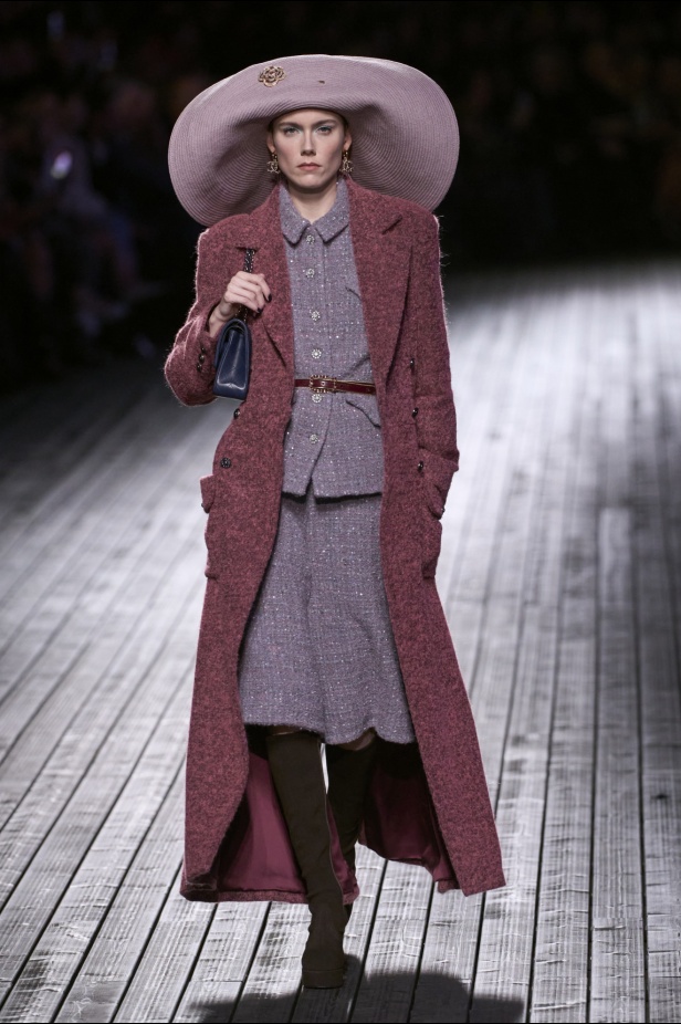 "شانيل" خريف و شتاء 2024