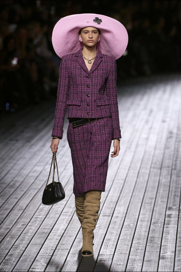 "شانيل" خريف و شتاء 2024