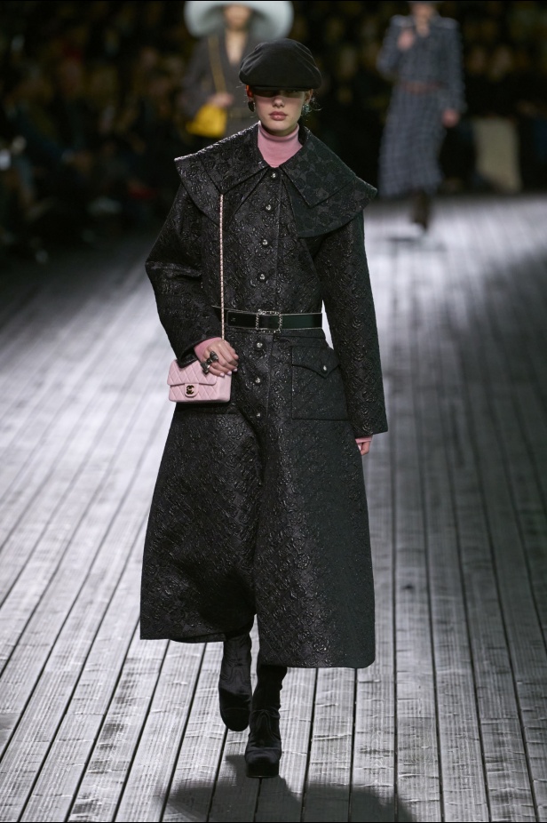 "شانيل" خريف و شتاء 2024