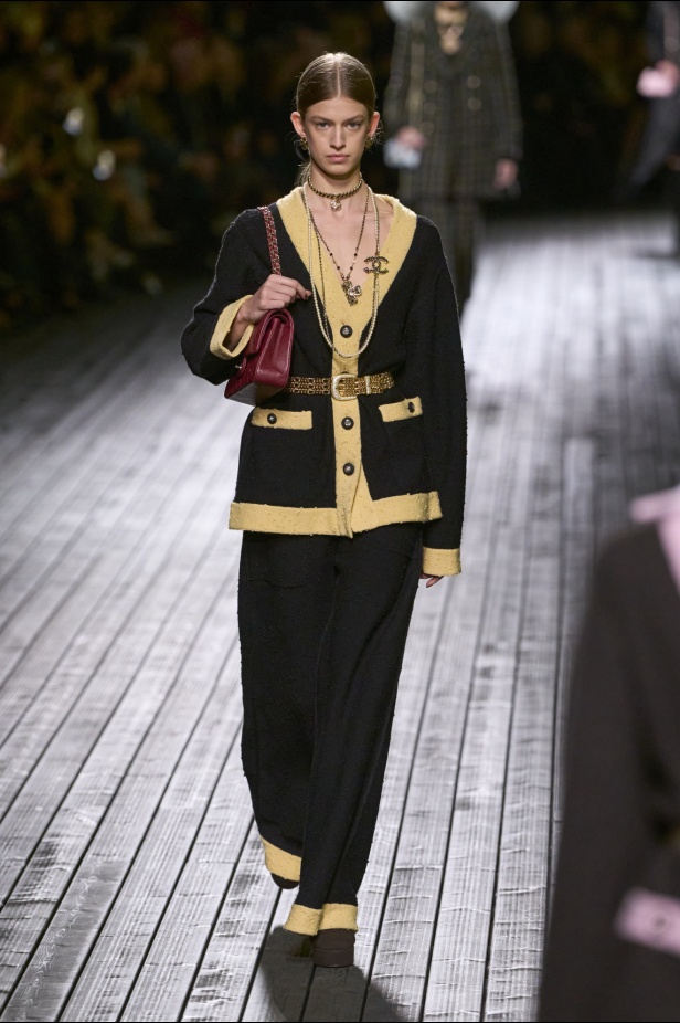 "شانيل" خريف و شتاء 2024