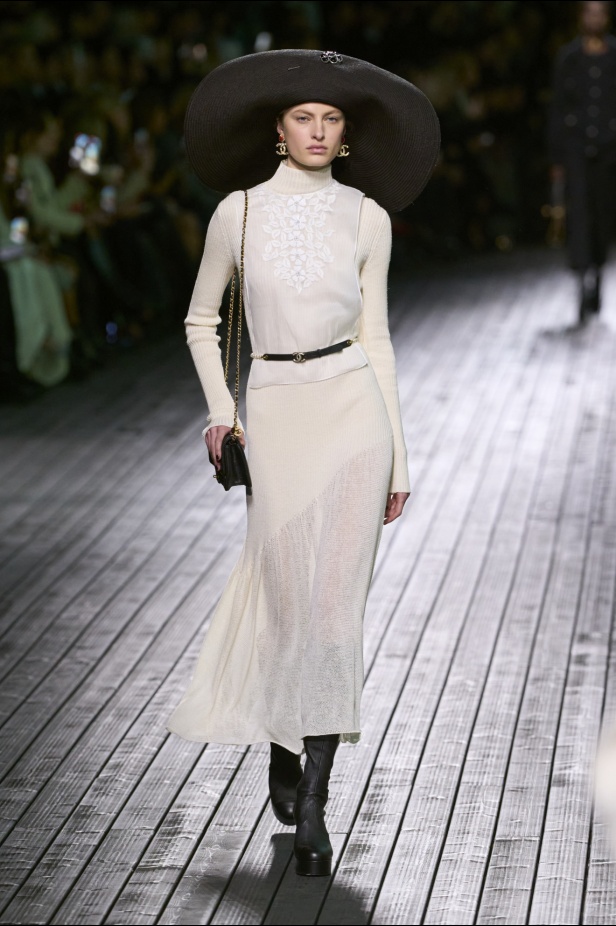 "شانيل" خريف و شتاء 2024