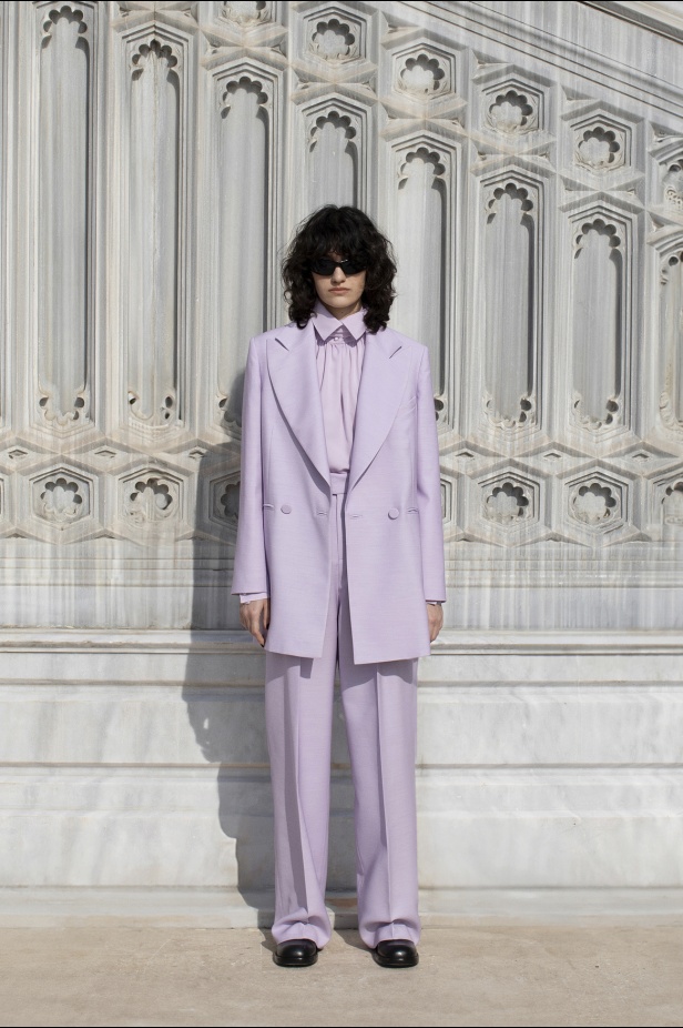 مجموعة Dice Kayek لخريف وشتاء 2024 في باريس