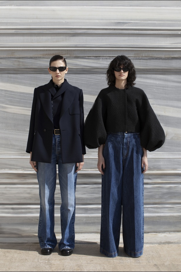 مجموعة Dice Kayek لخريف وشتاء 2024 في باريس