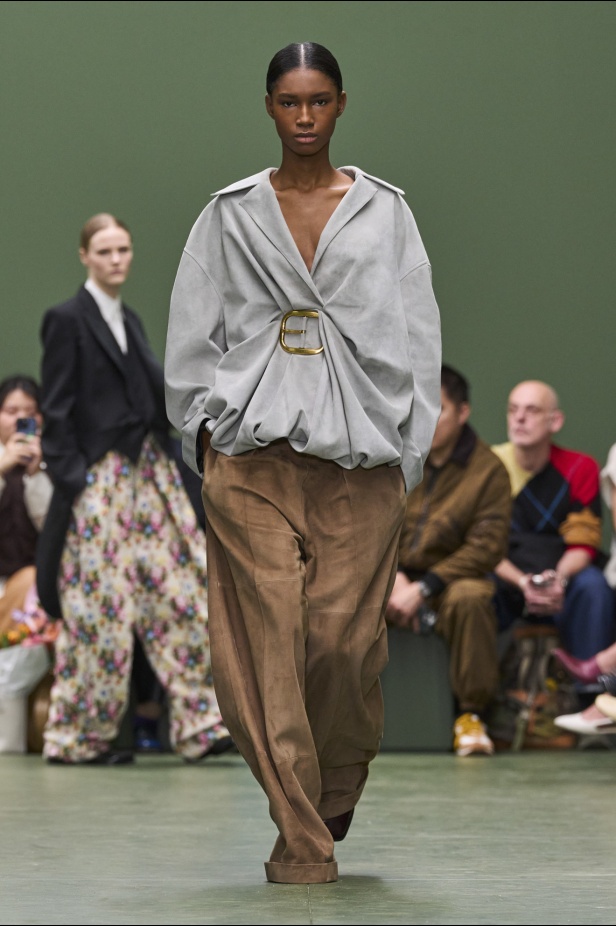 مجموعة Loewe لخريف وشتاء 2024