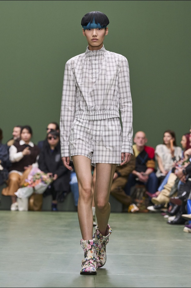 مجموعة Loewe لخريف وشتاء 2024