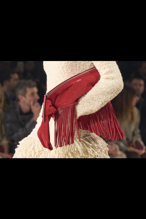 مجموعة Isabel Marant لخريف وشتاء 2024 بين النمط البوهيمي والإحساس الغربي