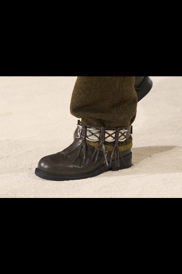 مجموعة Isabel Marant لخريف وشتاء 2024 بين النمط البوهيمي والإحساس الغربي