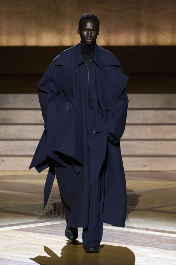 مجموعة Issey Miyake لخريف وشتاء 2024-2025