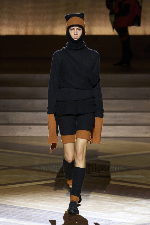 مجموعة Issey Miyake لخريف وشتاء 2024-2025