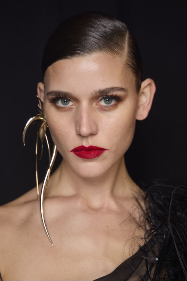 مجموعة Mugler لخريف وشتاء 2024