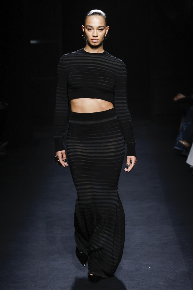 مجموعة نينا ريتشي إحياء لجوهر الأنوثة والقوة للمرأة العصرية 