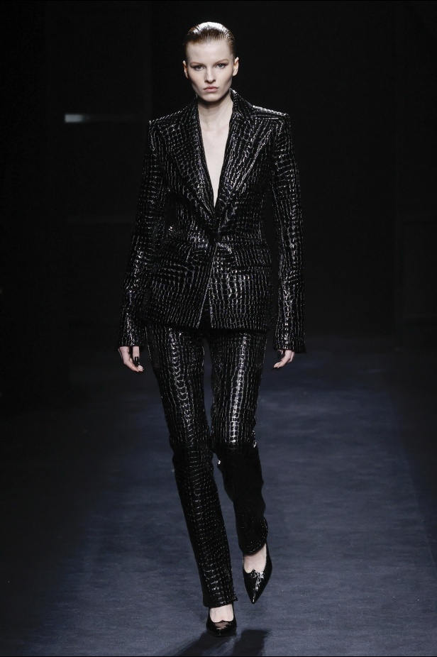 مجموعة نينا ريتشي إحياء لجوهر الأنوثة والقوة للمرأة العصرية 