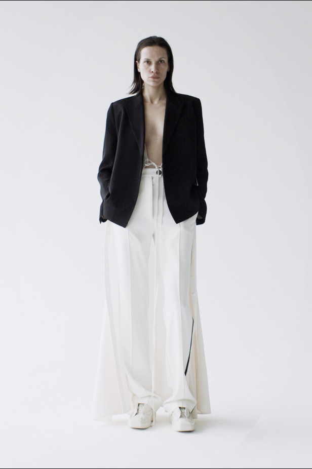 مجموعة Peter Do هدوء وحرفية في التنفيذ