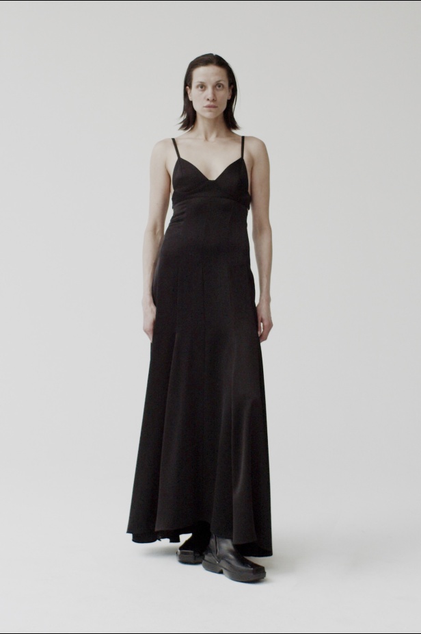 مجموعة Peter Do هدوء وحرفية في التنفيذ