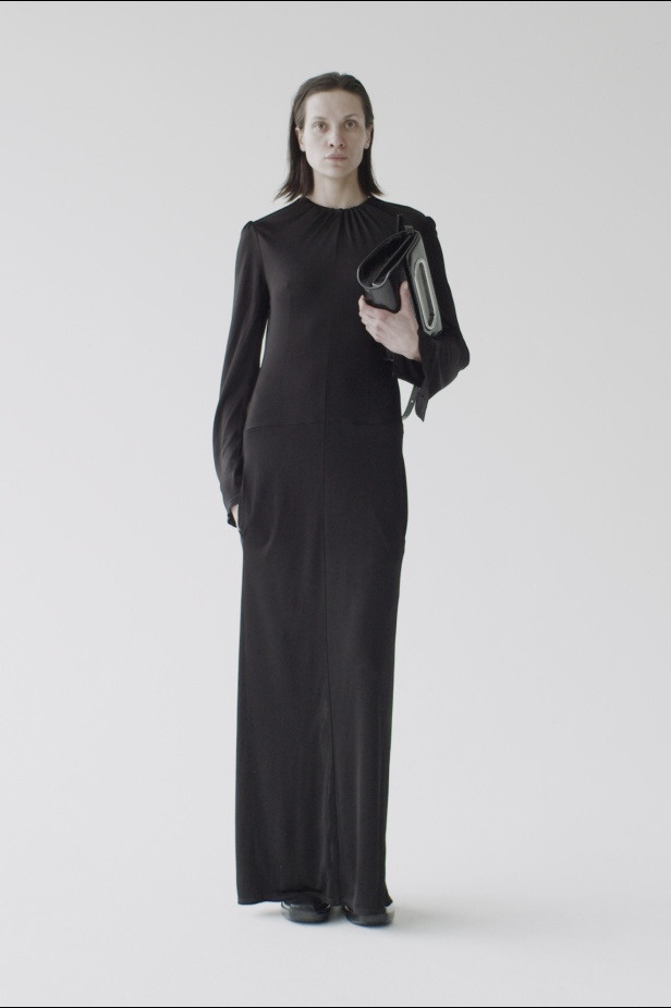 مجموعة Peter Do هدوء وحرفية في التنفيذ