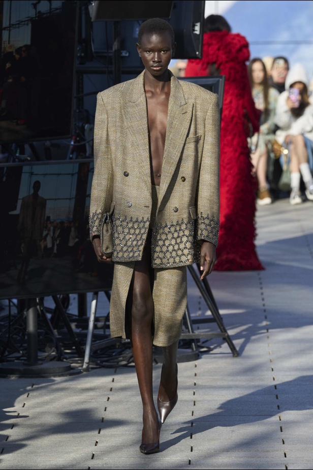 مجموعة  Stella McCartney لخريف 2024