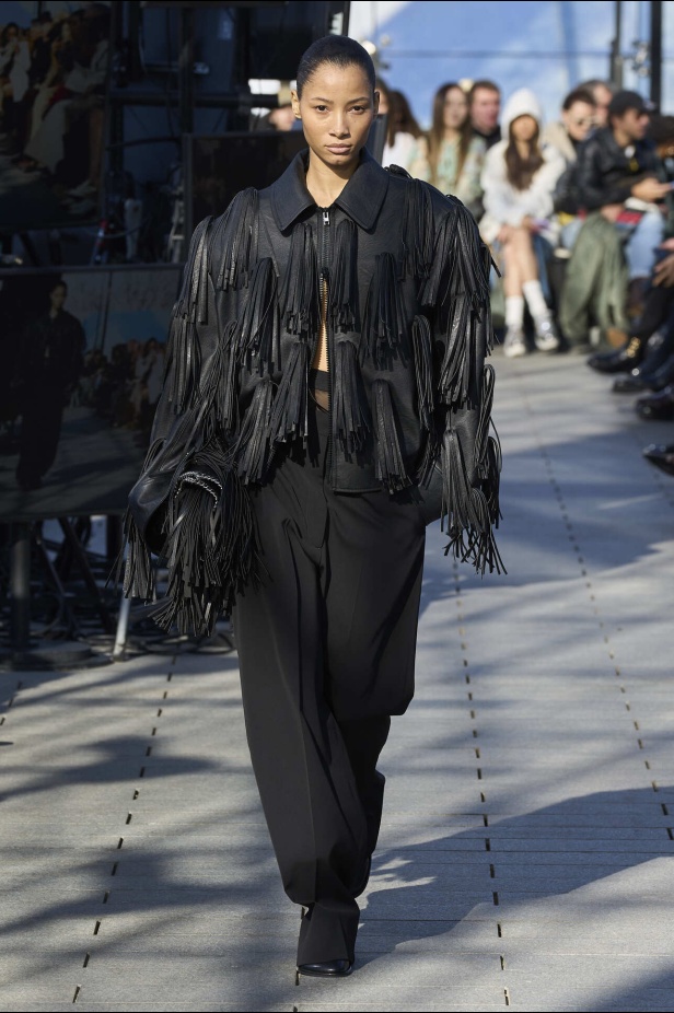 مجموعة  Stella McCartney لخريف 2024