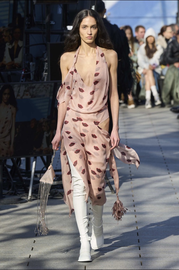 مجموعة  Stella McCartney لخريف 2024