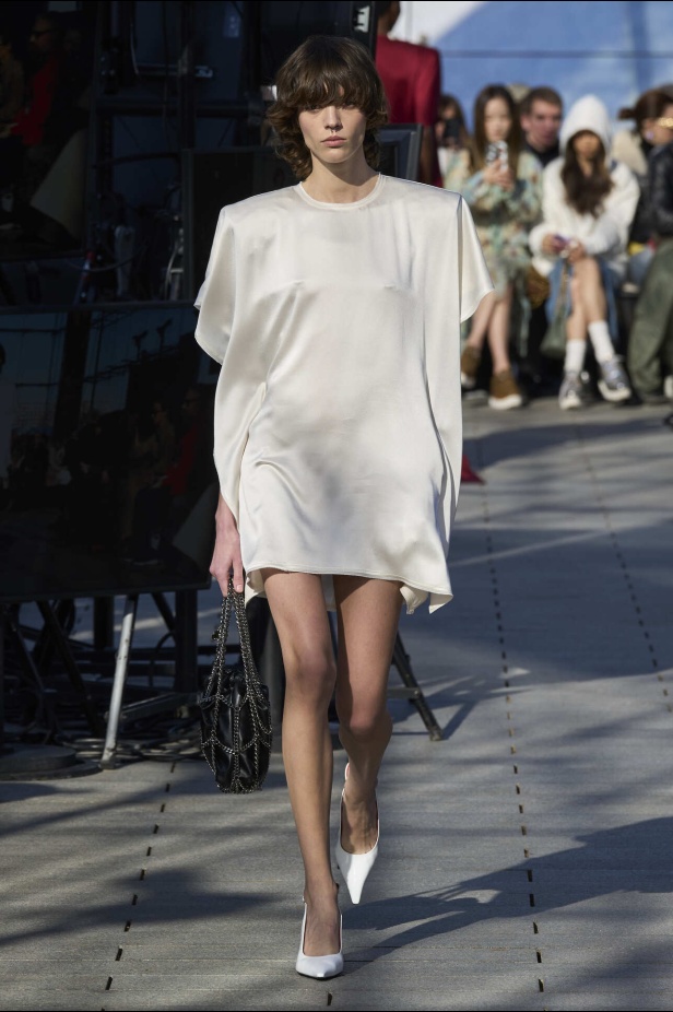 مجموعة  Stella McCartney لخريف 2024