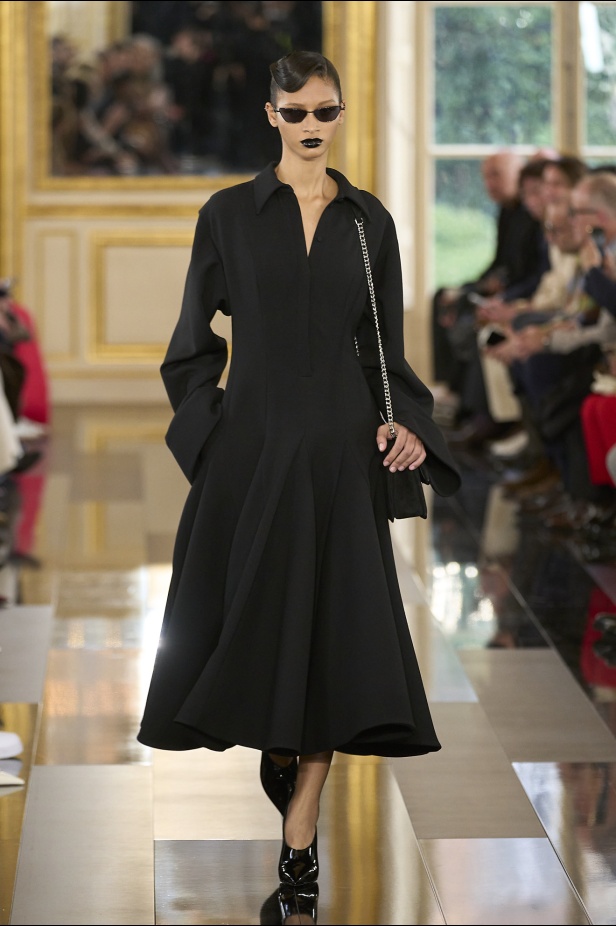 "فالنتينو" خريف و شتاء 2024