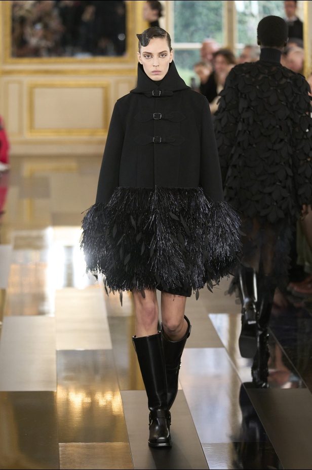 "فالنتينو" خريف و شتاء 2024