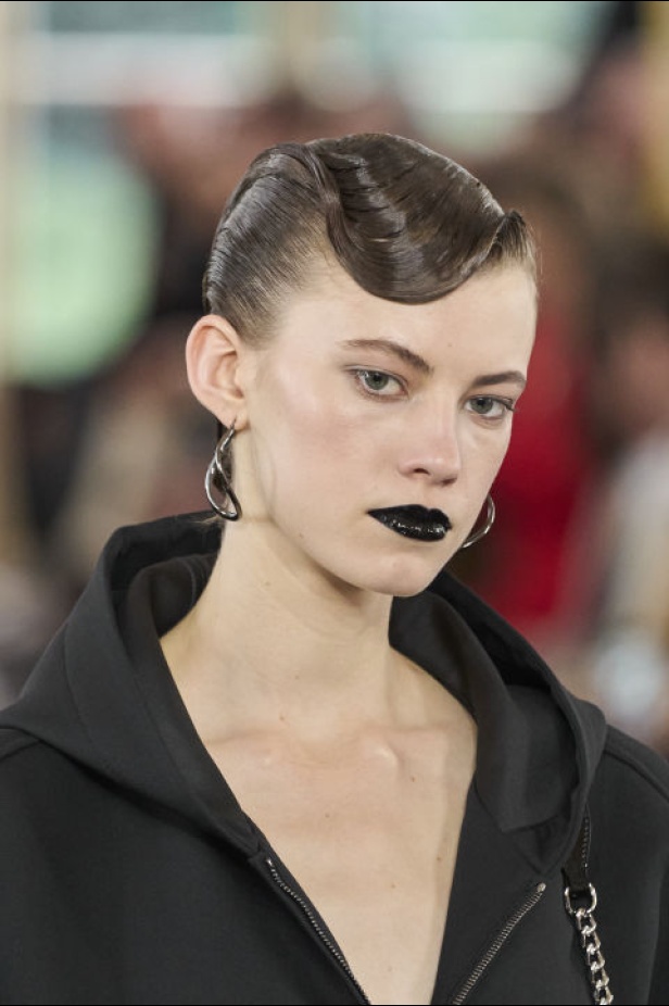 "فالنتينو" خريف و شتاء 2024