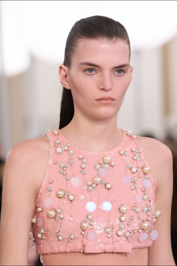 مجموعة Giambattista Valli لخريف وشتاء 2024