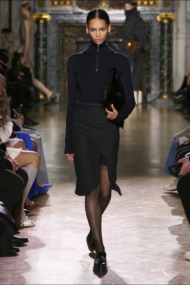 "فيكتوريا بيكهام" خريف و شتاء 2024